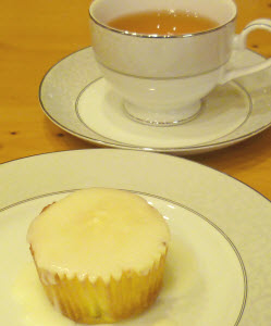 Lemon cupcake with lemon topping